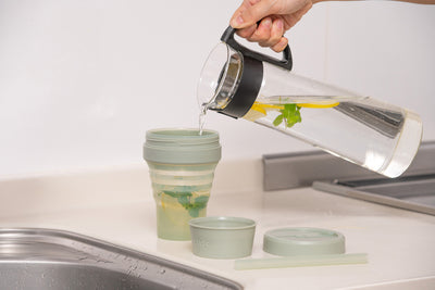 NY発！クシャッと折りたためるマイカップ stojo BIGGIE 470ml 　ジェリーセージ