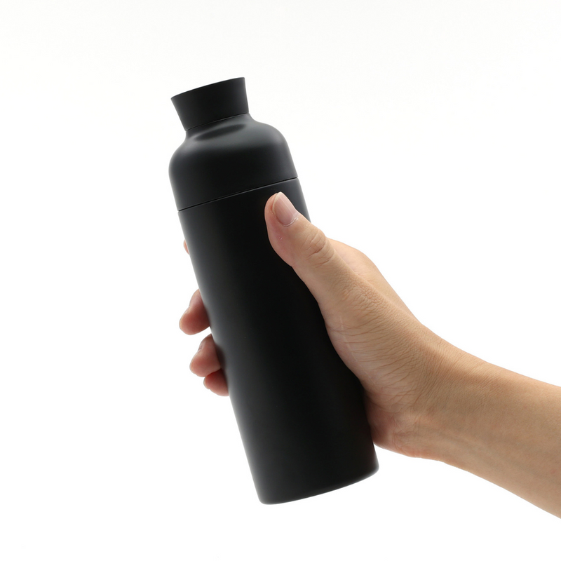 シンプルで使いやすい形状のステンレスボトル 330ml　ナイトブラック