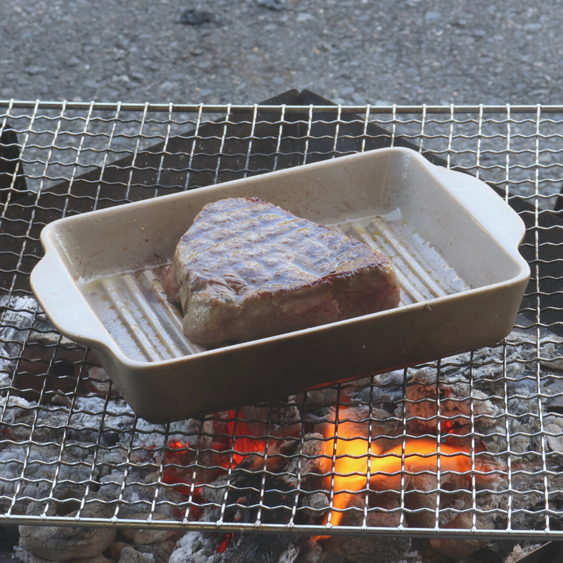 「焼く・蒸す・煮る・炒める・炊く」が1つで完了！　ベイクパン波型(ウォームグレー)